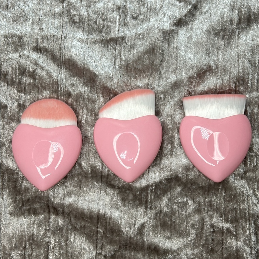 Pink makeup brush set